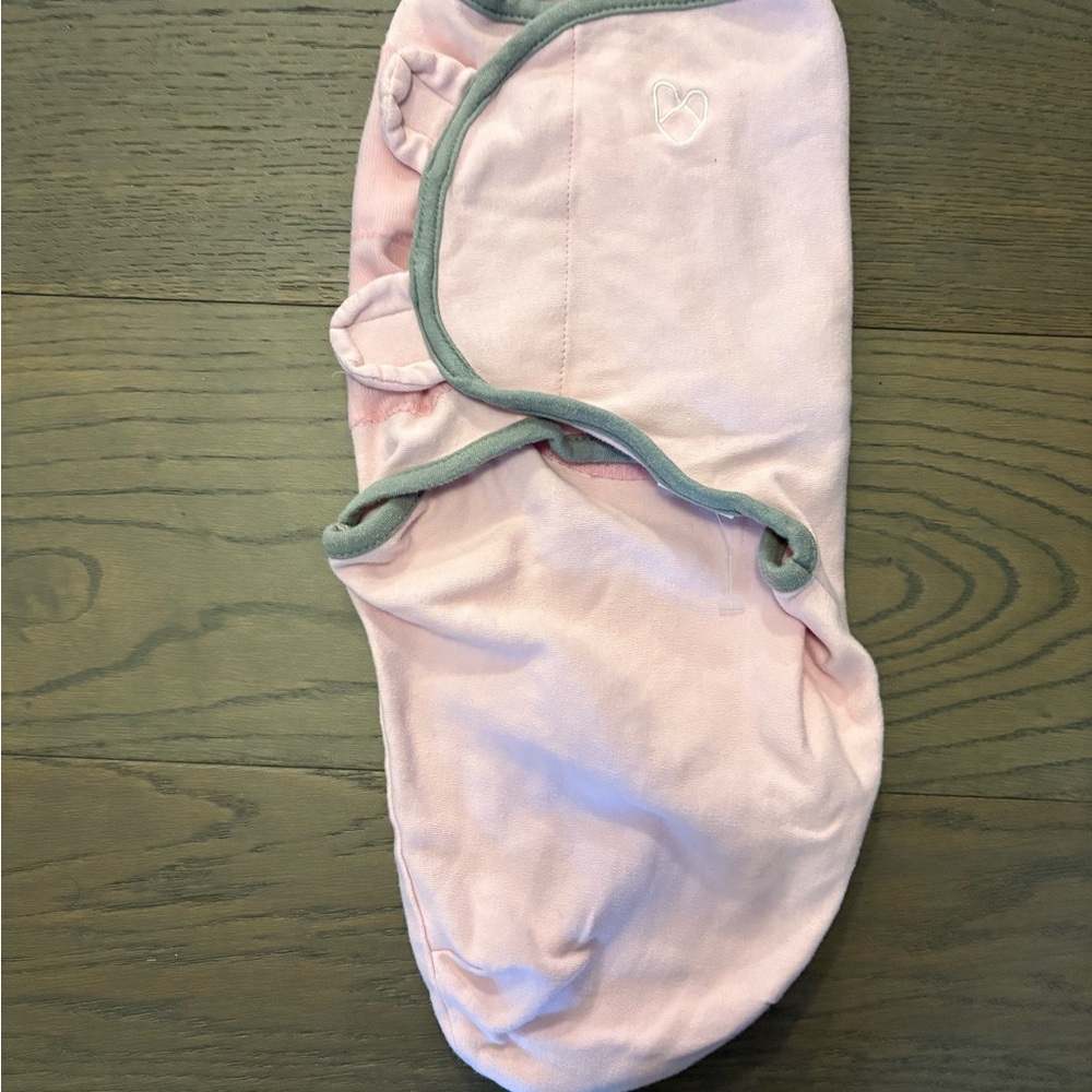 SwaddleMe brand pink - newborn NWT